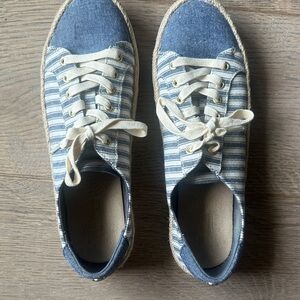 Liz Claiborne Blue and White Striped Sneakers
